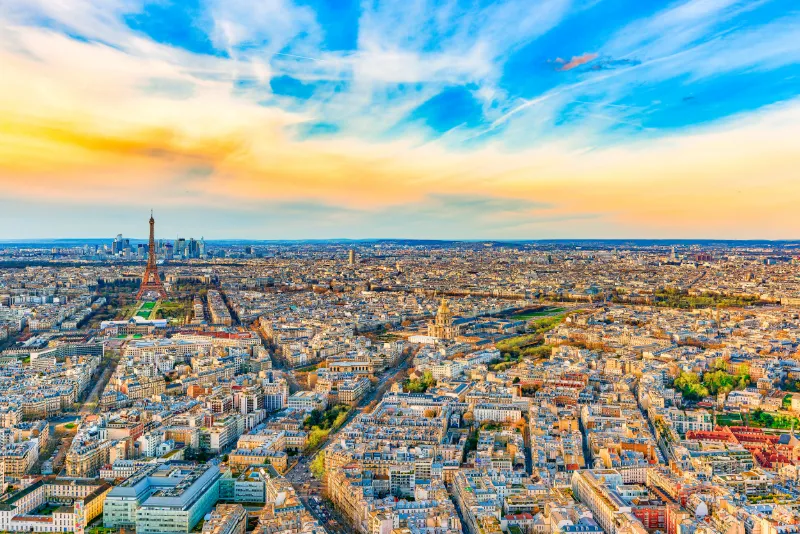 Flyg till Paris