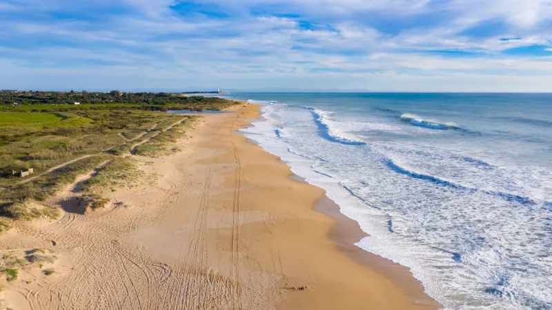 Sandstrand och Atlantkust i södra Andalusien