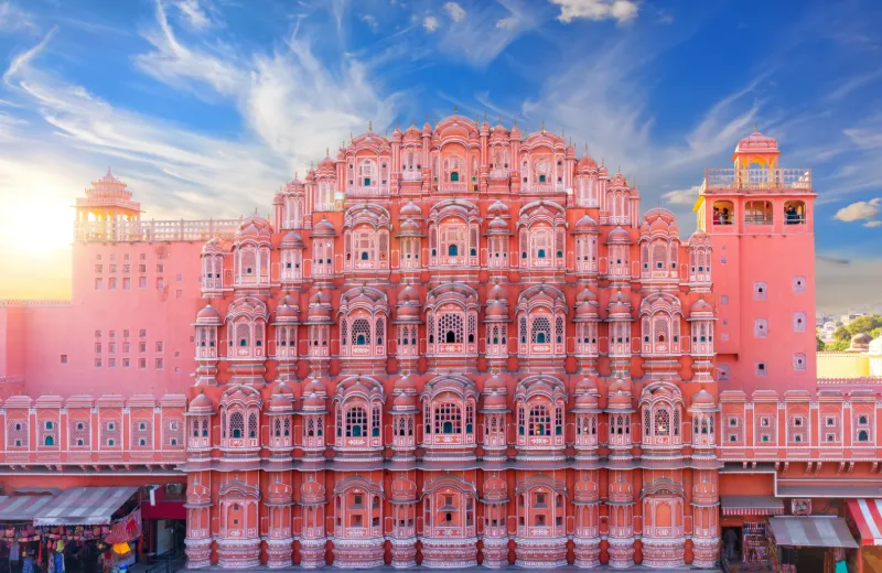 Hawa Mahal, Vindarnas palats i Jaipur, en ikonisk sevärdhet i Rajasthan.