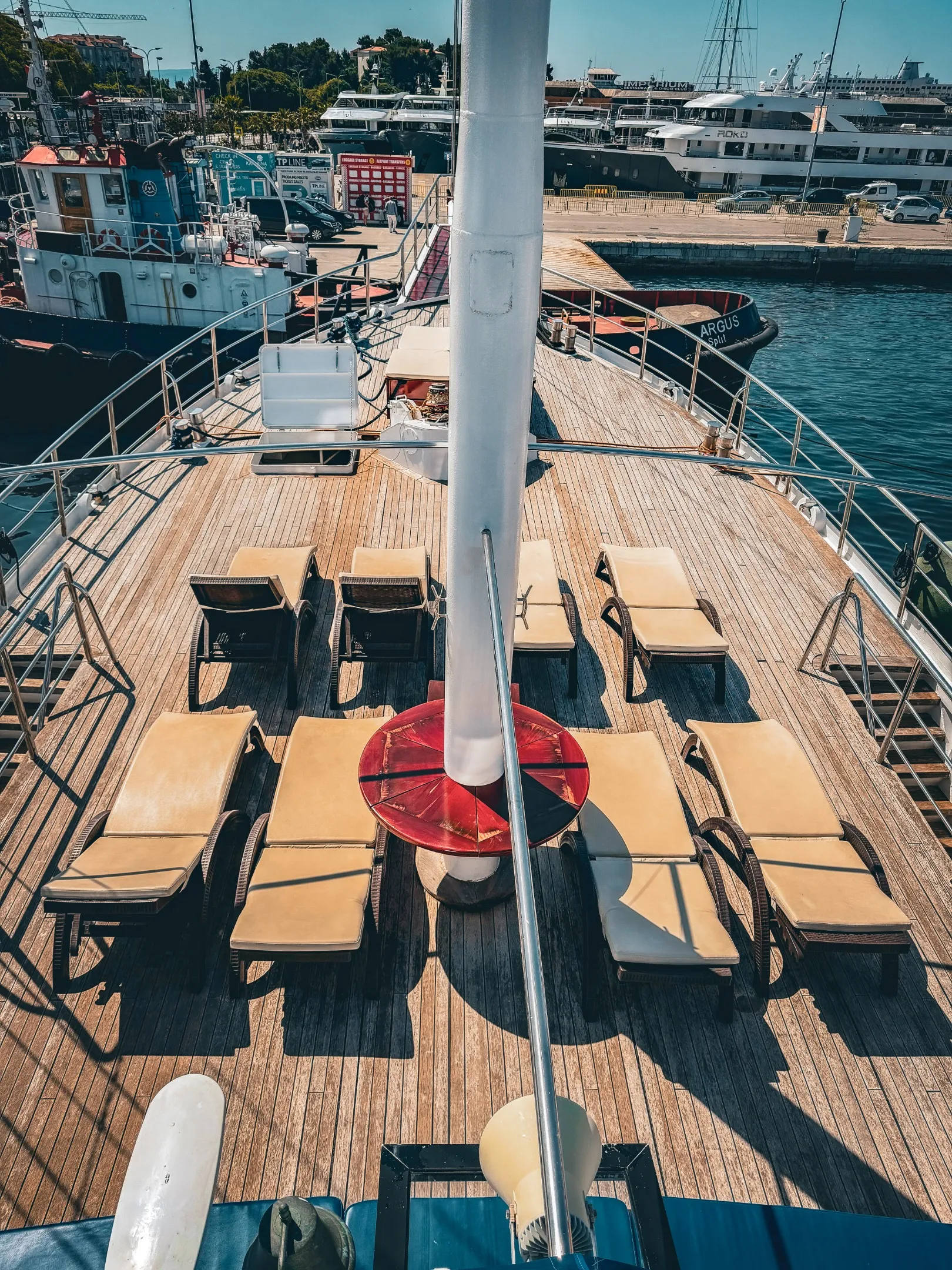 Jadranska Kraljica MV Katarina Line