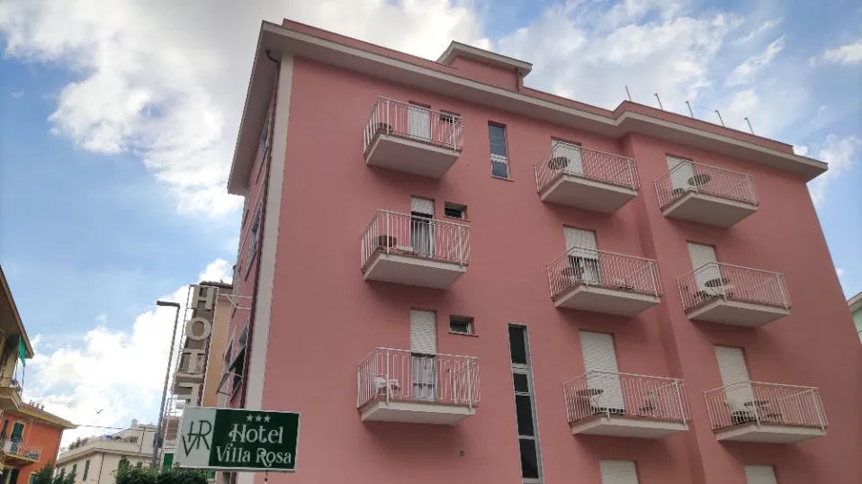 Rolfs Flyg & Bussresor AB