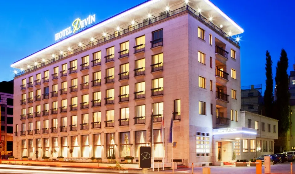 Rolfs Flyg & Bussresor AB