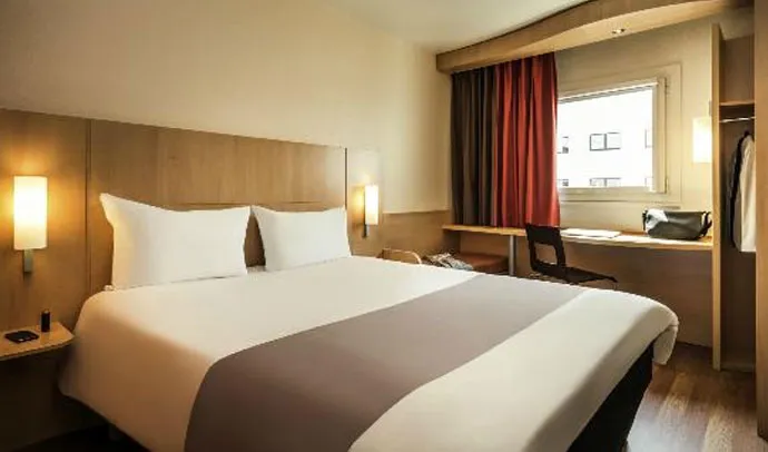 Rolfs Flyg & Bussresor AB