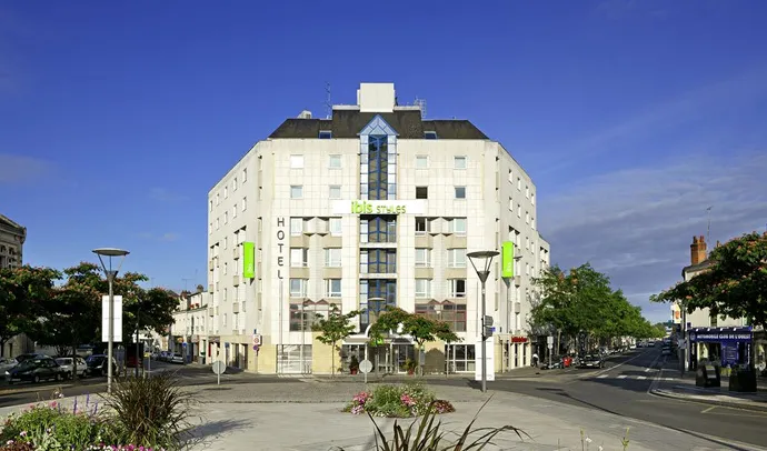 Rolfs Flyg & Bussresor AB