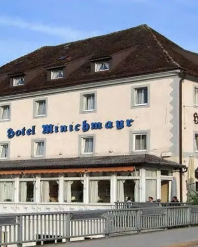 Rolfs Flyg & Bussresor AB