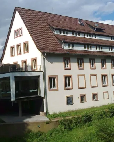 Rolfs Flyg & Bussresor AB